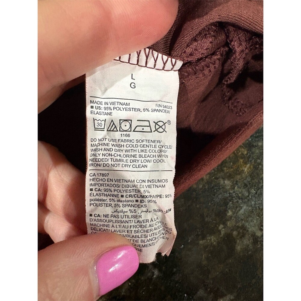 Old Navy Active Breathe ON Top Womens L Rust Twist Front Hem Long Sleeve - Picture 6 of 6